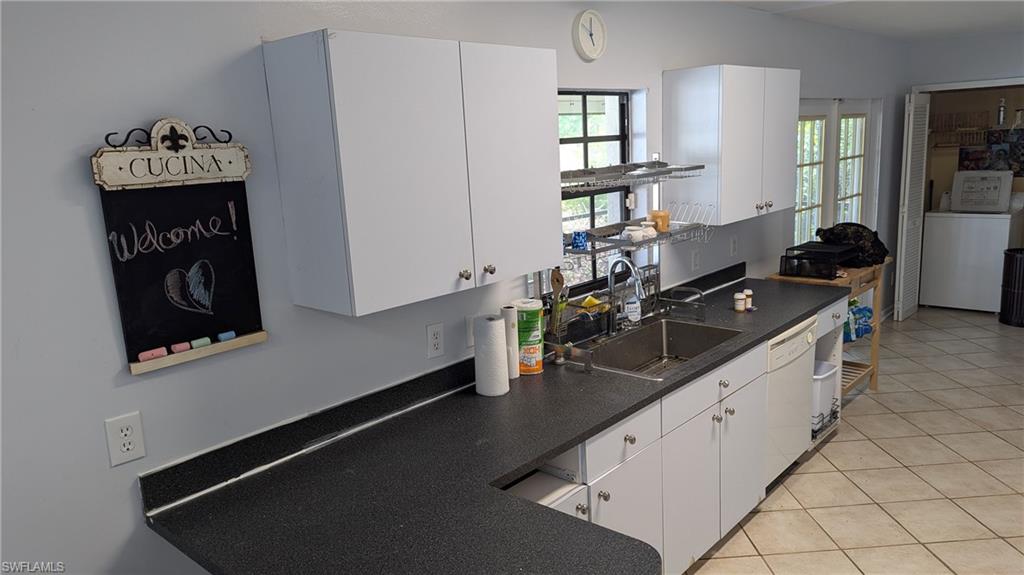 GOLDEN GATE ESTATES - Residential Lease