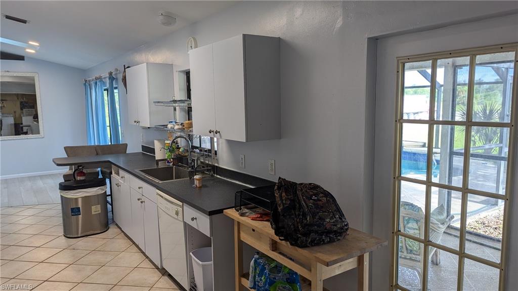 GOLDEN GATE ESTATES - Residential Lease