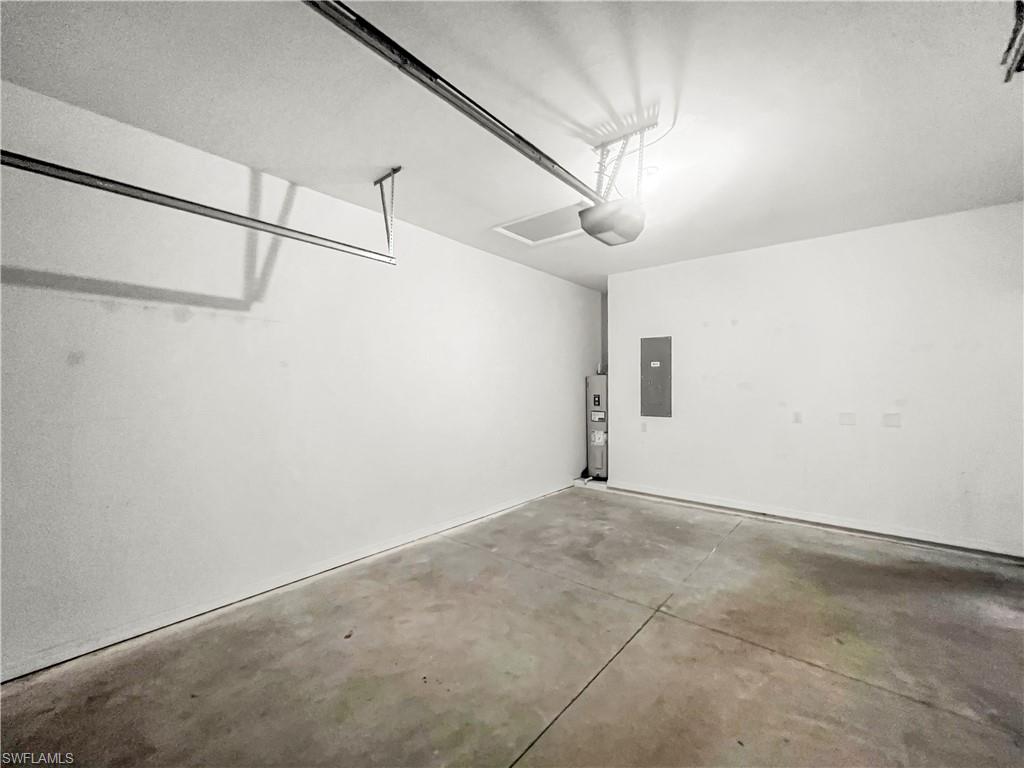 CAPE CORAL - Residential Lease
