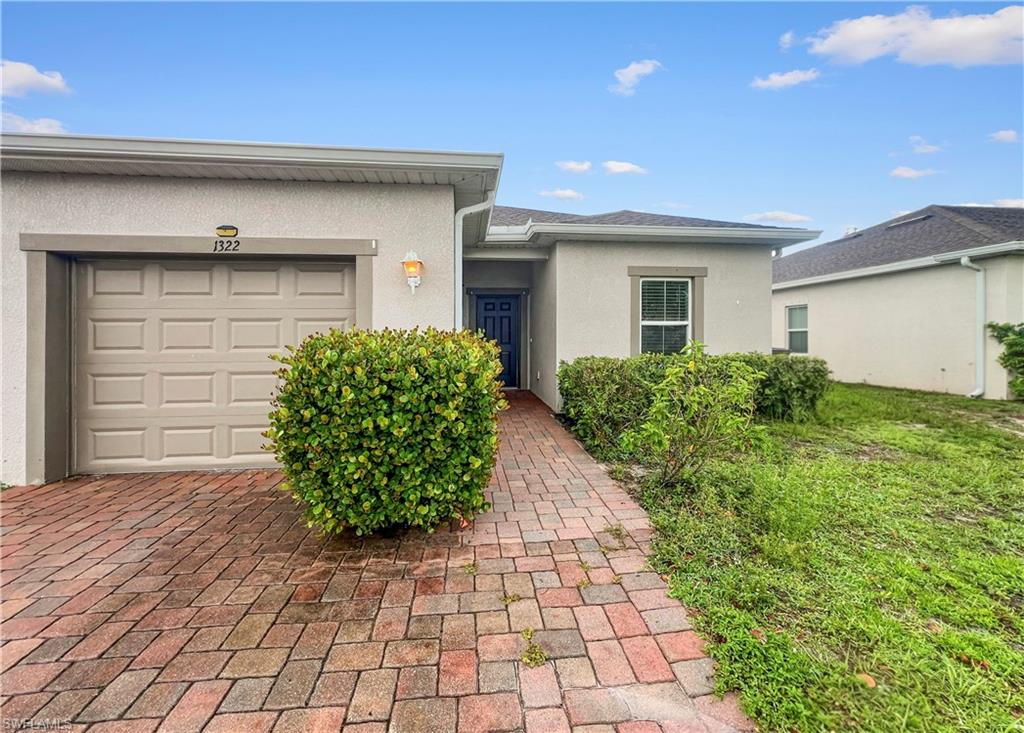 CAPE CORAL - Residential Lease