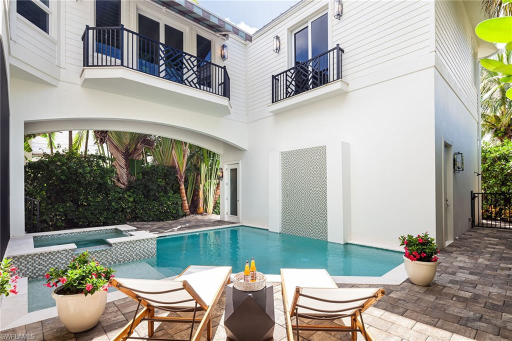 OLDE NAPLES - Residential