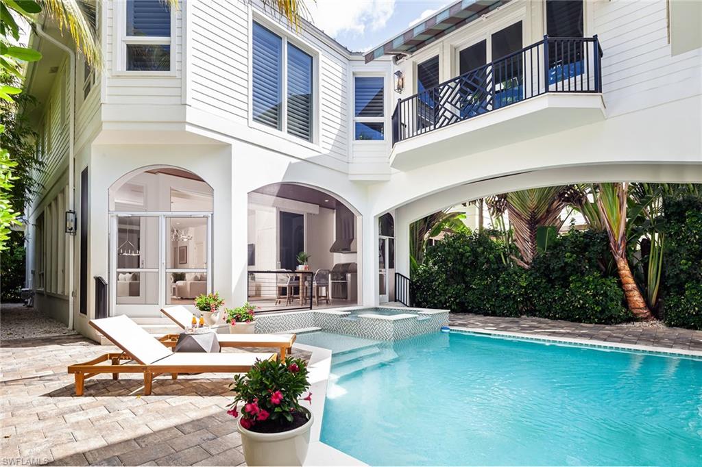 OLDE NAPLES - Residential