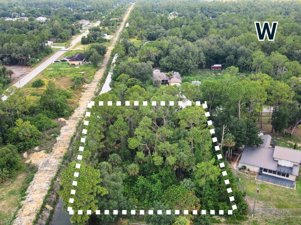 LEHIGH ACRES - Land