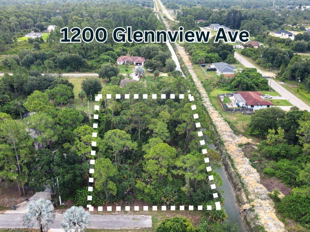 This vacant lot presents an excellent opportunity for those looking to build their dream home in a growing area. Situated in a peaceful neighborhood, this lot offers the perfect balance of privacy and convenience. It is located near amenities, schools, shopping centers, and major transportation routes, providing easy access to everything you need.