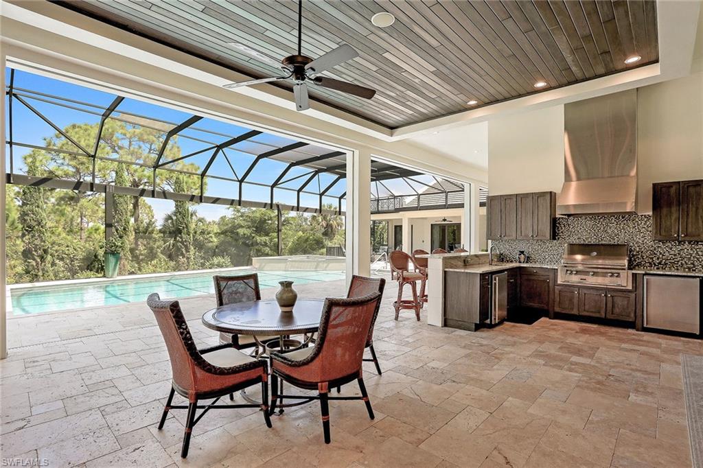 BAY WOODS - Residential