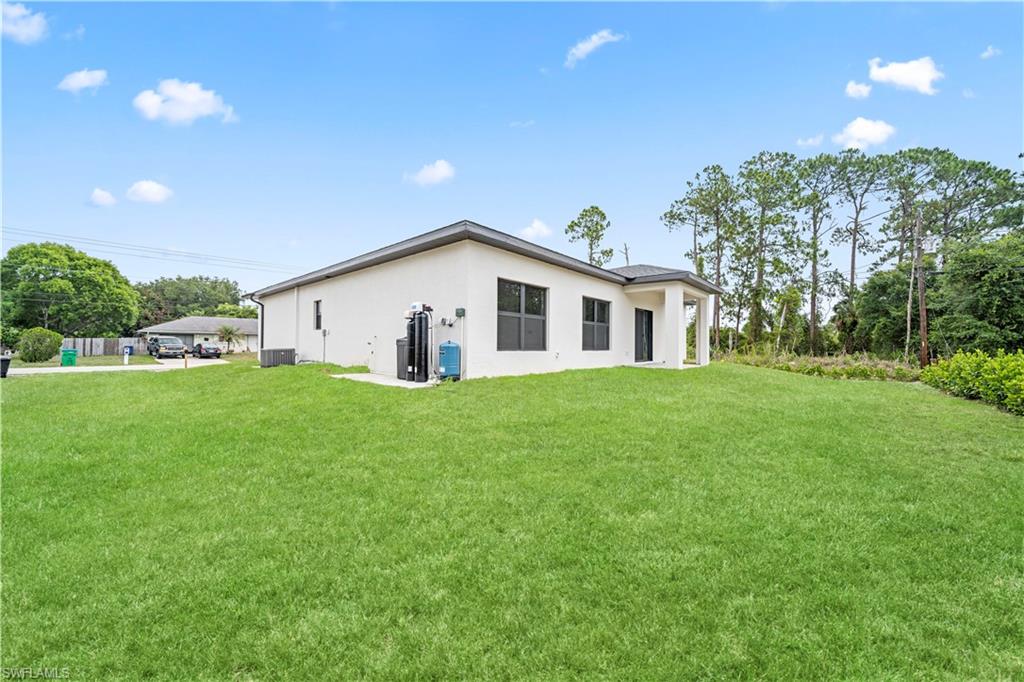 LEHIGH ACRES - Residential