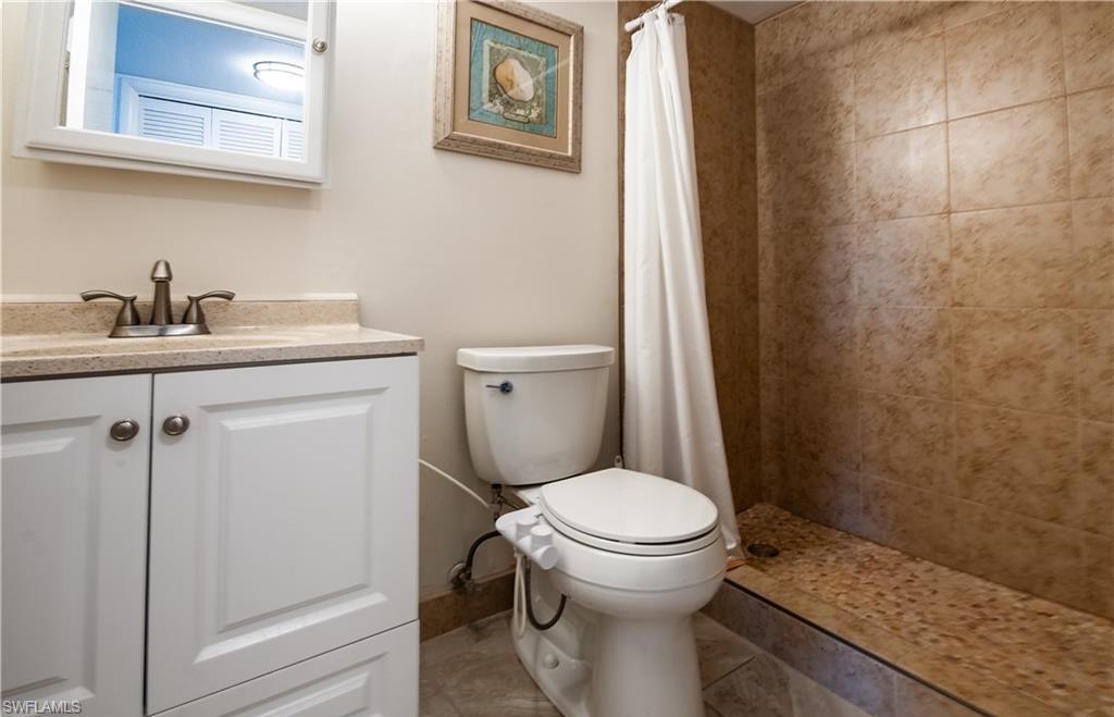 HIGH POINT COUNTRY CLUB - Residential Lease