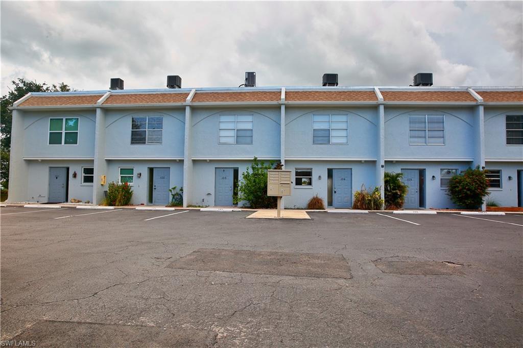 CORAL BAYVIEW CONDO - Residential