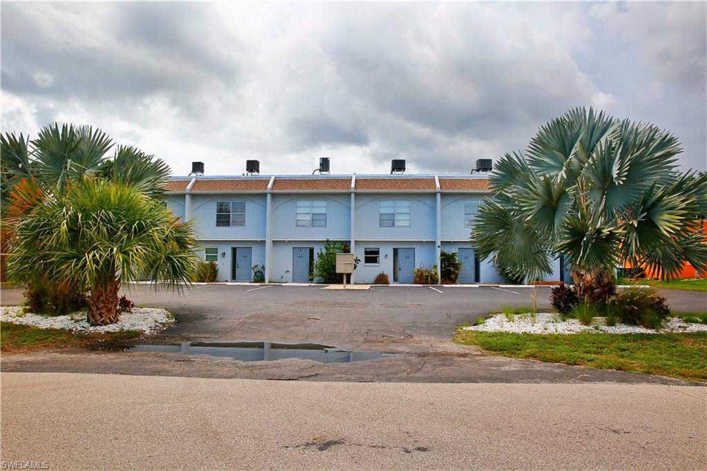 CORAL BAYVIEW CONDO - Residential