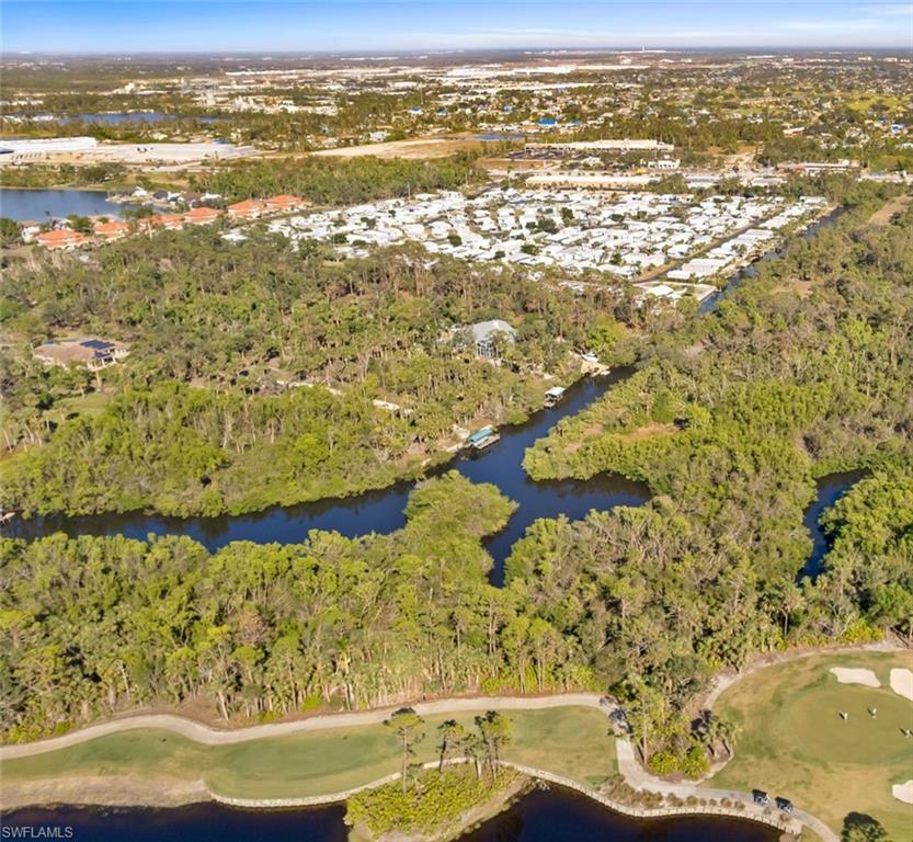 COACHLIGHT MANOR MOBILE HOME - Land