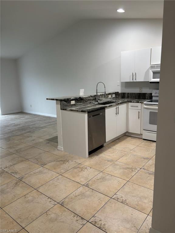 LEHIGH ESTATES - Residential Lease