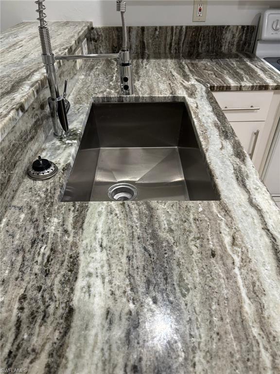 LEHIGH ESTATES - Residential Lease
