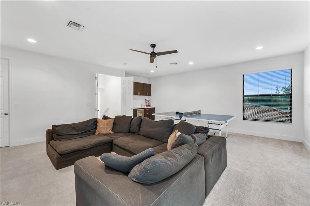 RIVERSTONE - Residential