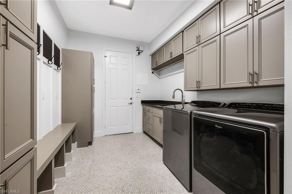 RIVERSTONE - Residential