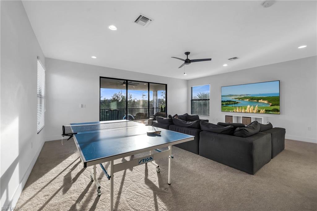 RIVERSTONE - Residential
