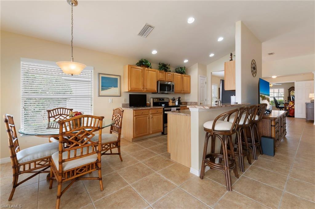 MAJESTIC POINTE - Residential