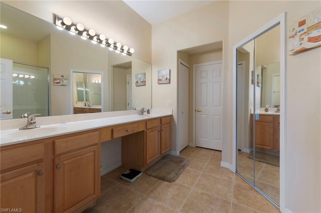 MAJESTIC POINTE - Residential