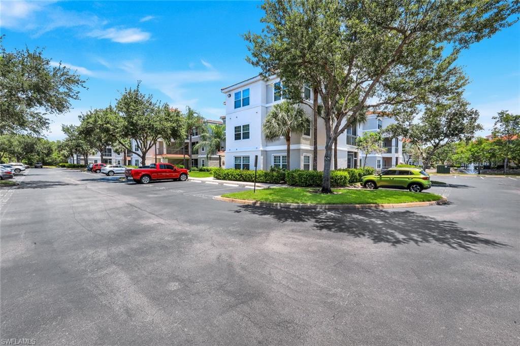 THE TIDES AT PELICAN LANDING - Residential