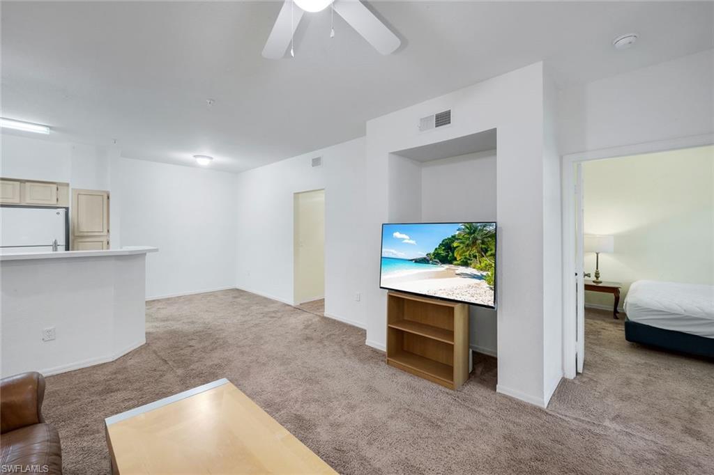 THE TIDES AT PELICAN LANDING - Residential