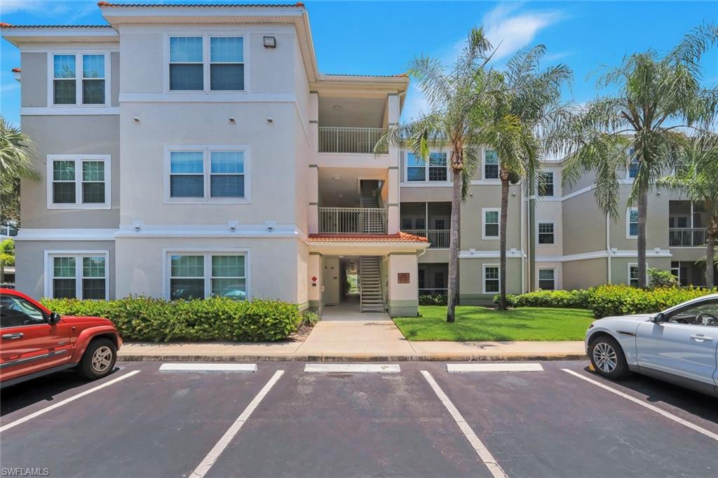 THE TIDES AT PELICAN LANDING - Residential