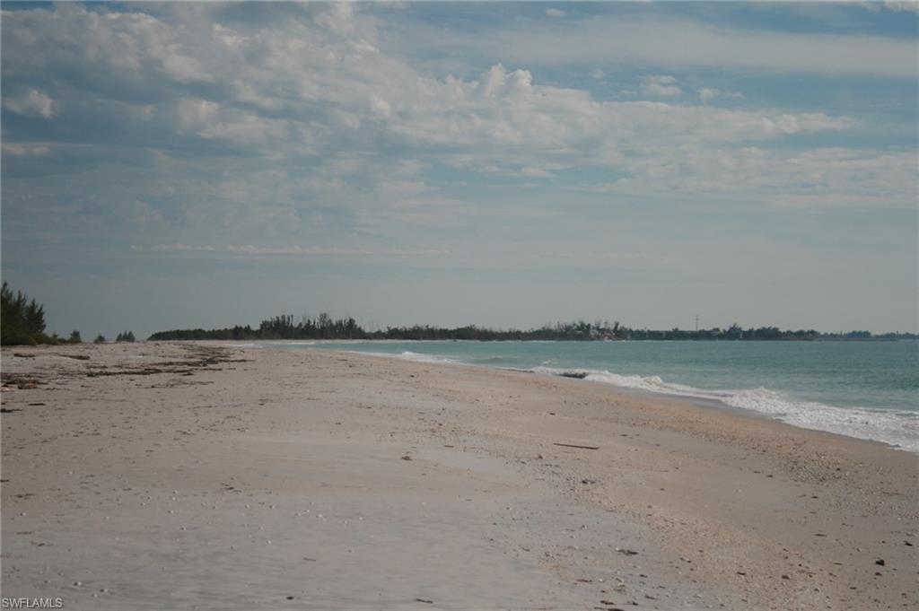 CASTAWAY KEY - Land