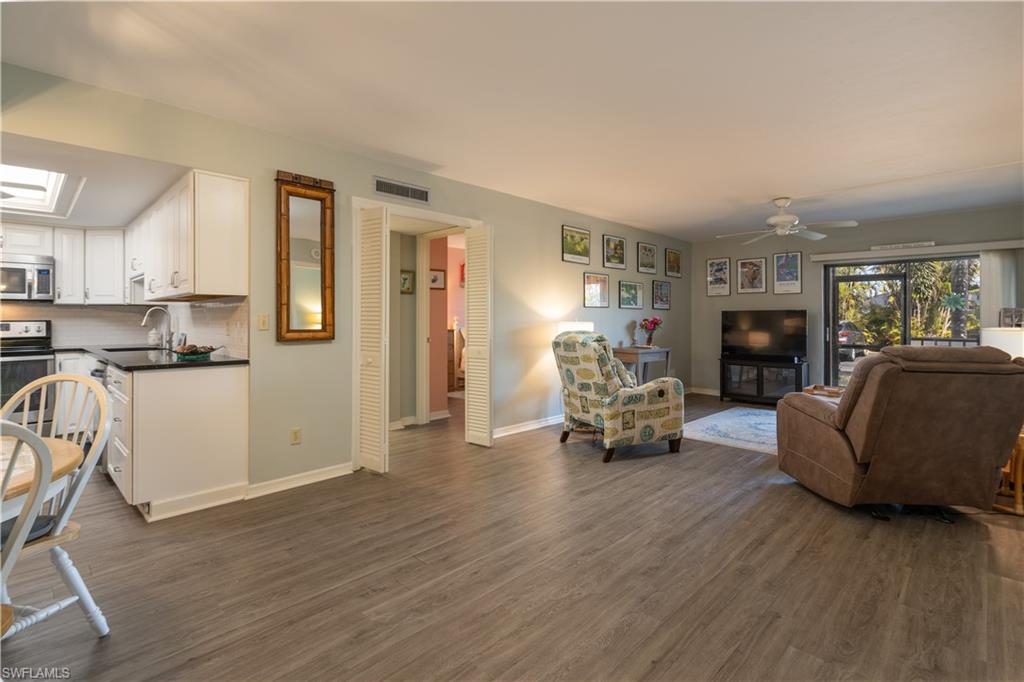 MAPLE GARDENS - Residential