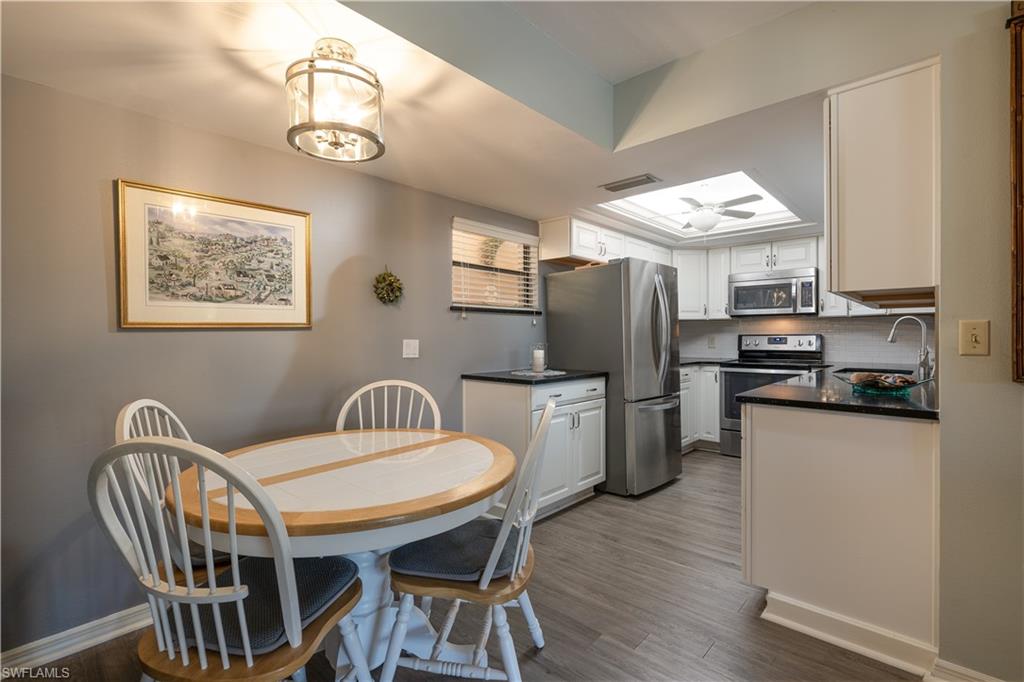 MAPLE GARDENS - Residential