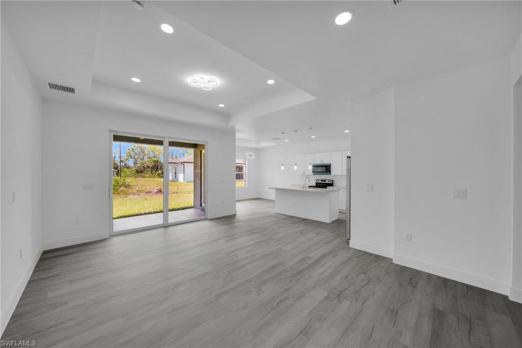 PORT CHARLOTTE - Residential
