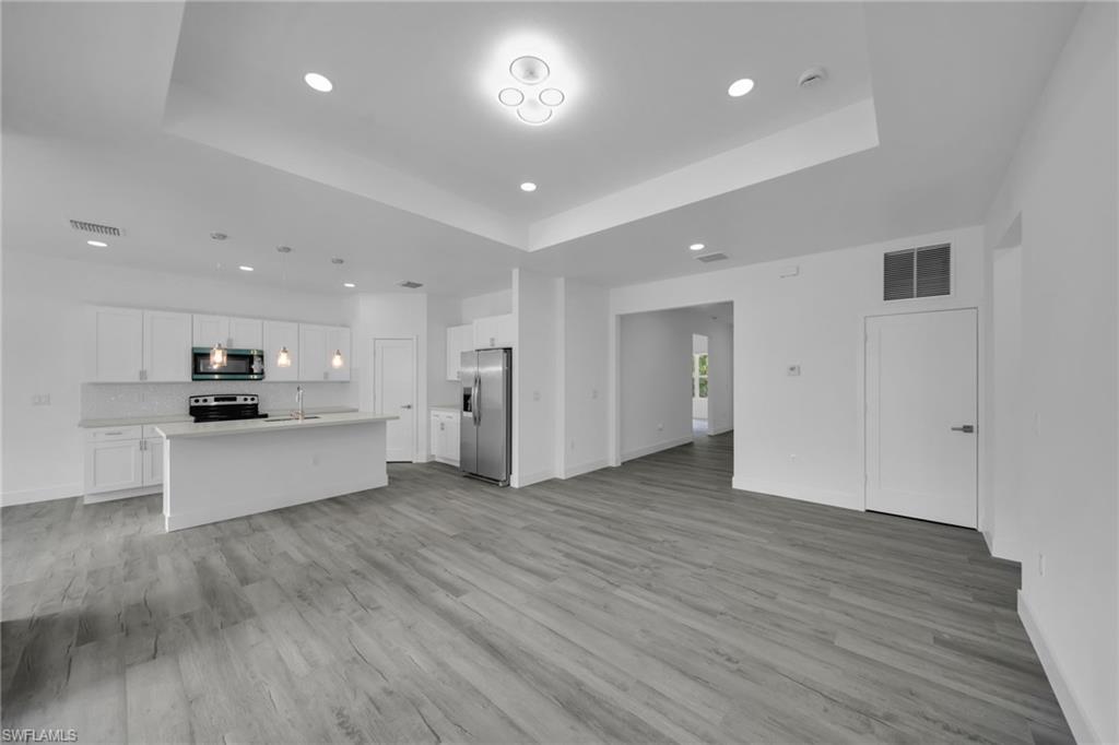 PORT CHARLOTTE - Residential