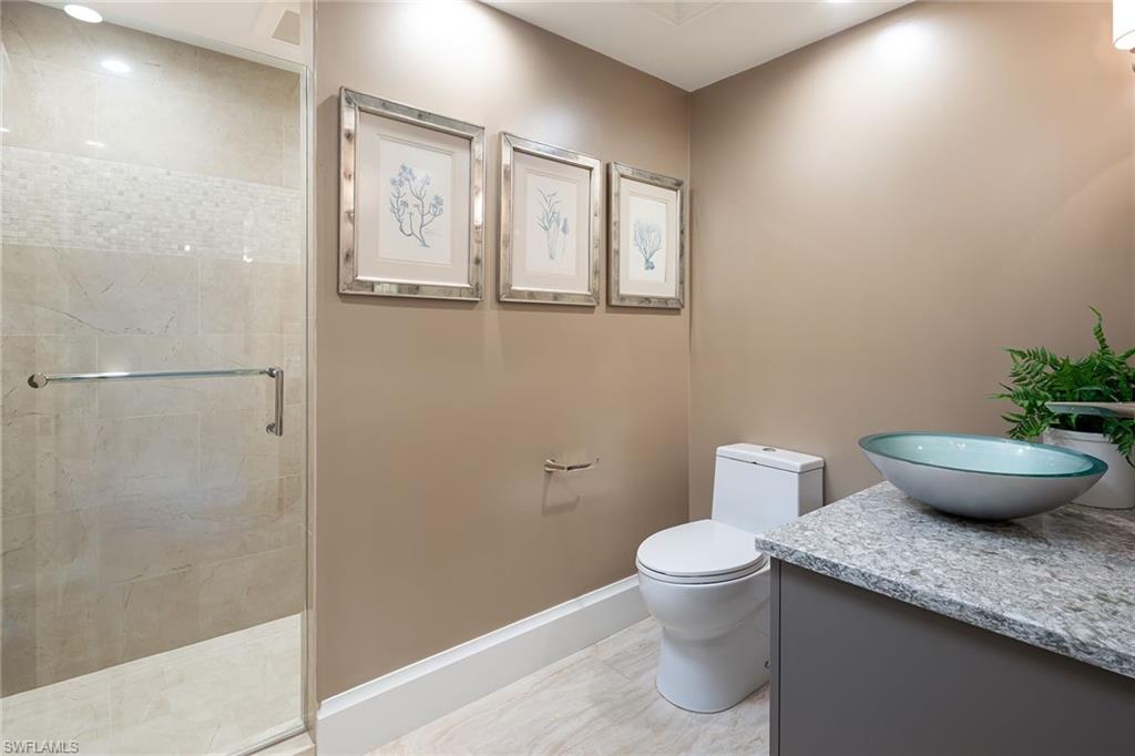 LAURENTIANS - Residential