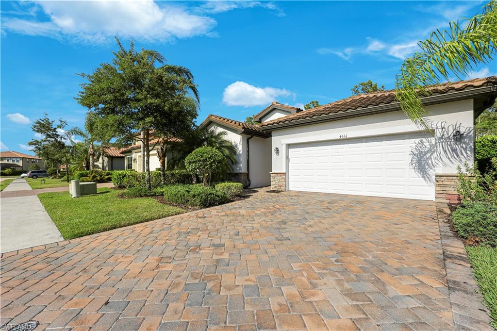 RAFFIA PRESERVE - Residential