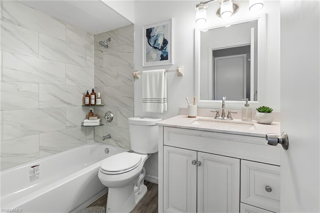 ENGLISH VILLAGE CONDO - Residential