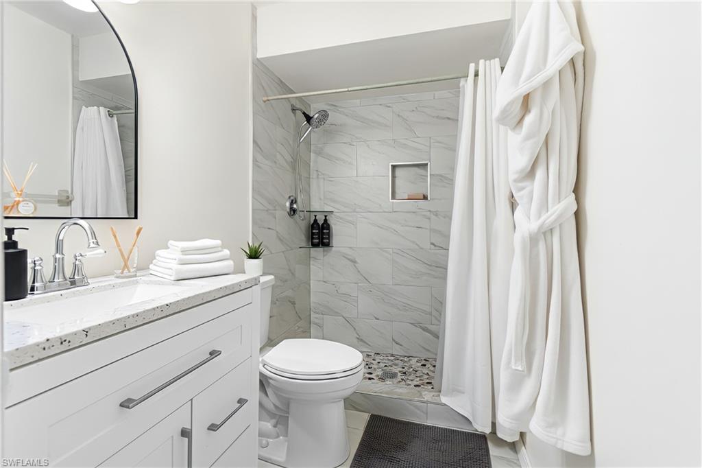 ENGLISH VILLAGE CONDO - Residential