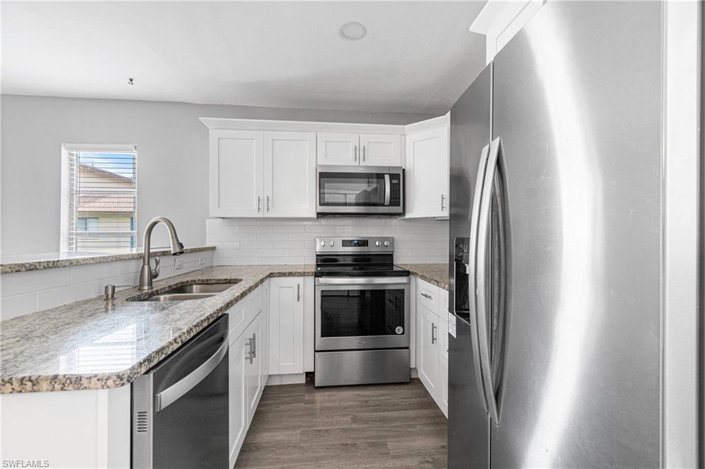 ENGLISH VILLAGE CONDO - Residential