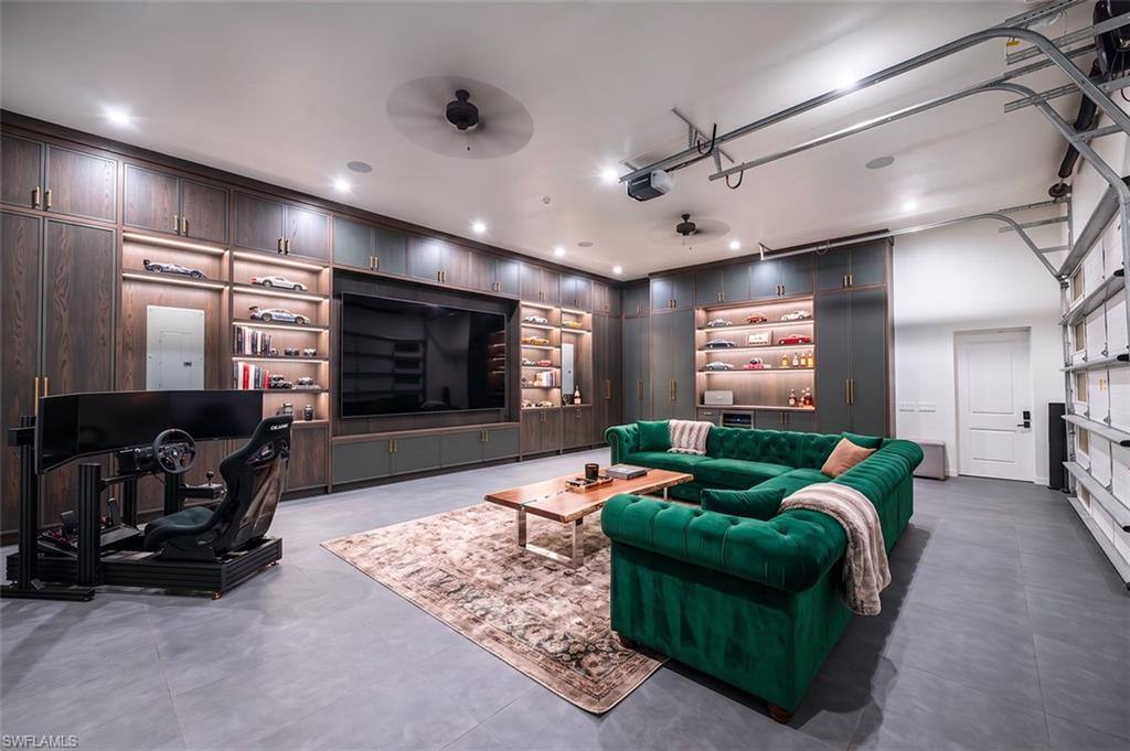 PINE RIDGE ESTATES - Residential