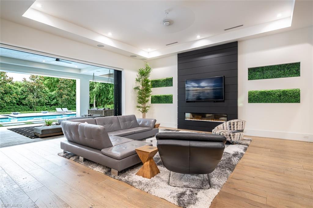 PINE RIDGE ESTATES - Residential