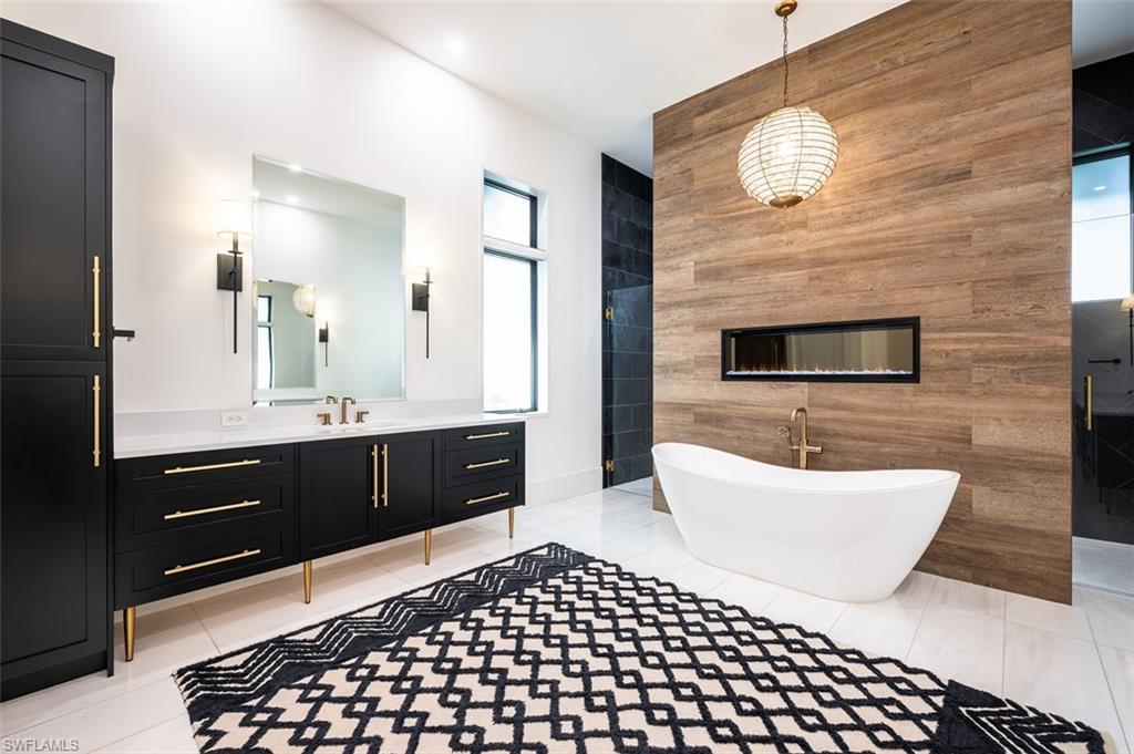 PINE RIDGE ESTATES - Residential
