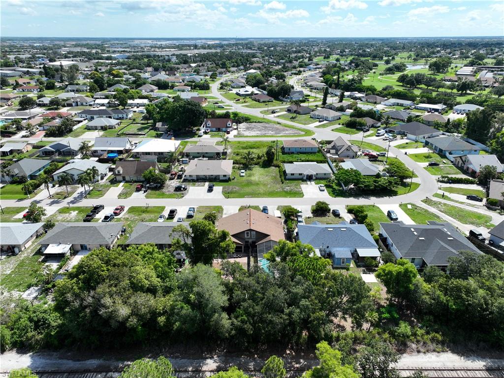 SAN CARLOS PARK - Residential
