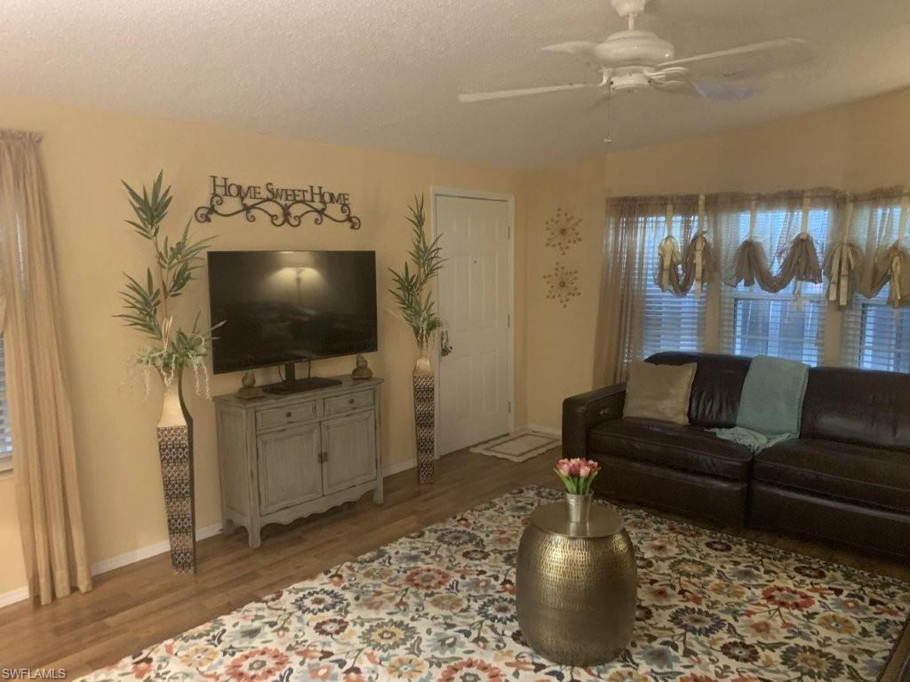 CAROUSEL COVE - Residential Lease