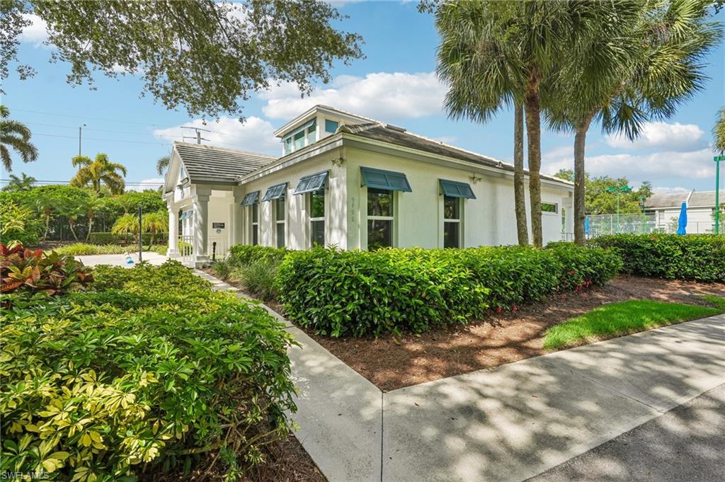 FIELDSTONE VILLAGE - Residential
