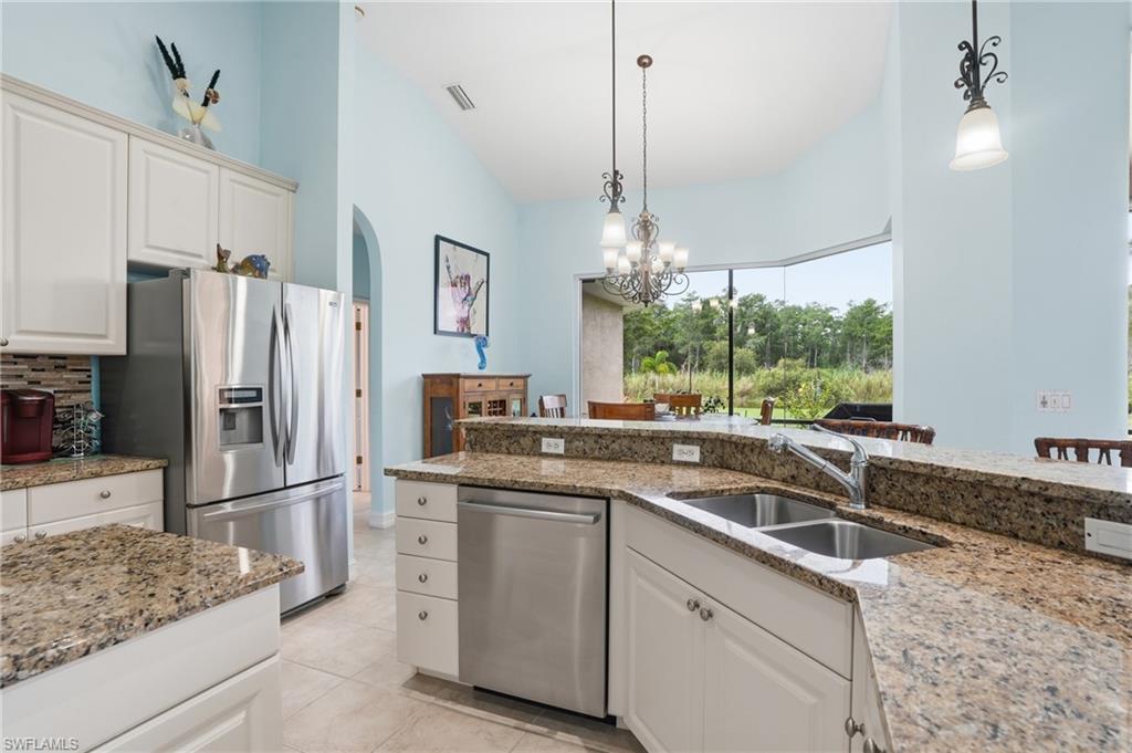 ROYAL PALM GOLF ESTATES - Residential