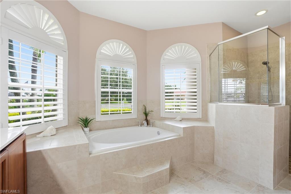 ROYAL PALM GOLF ESTATES - Residential