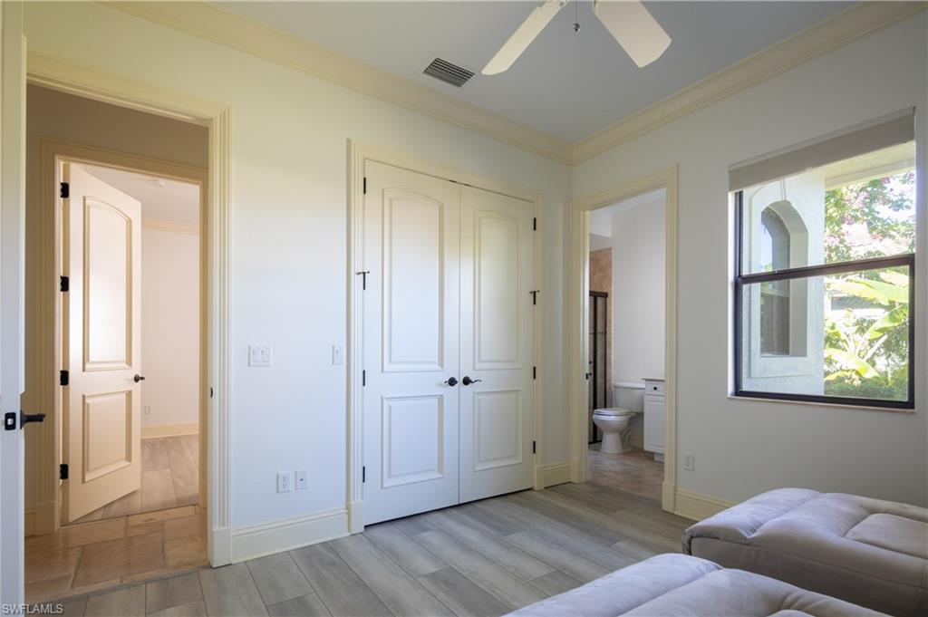 RIVERBROOKE - Residential