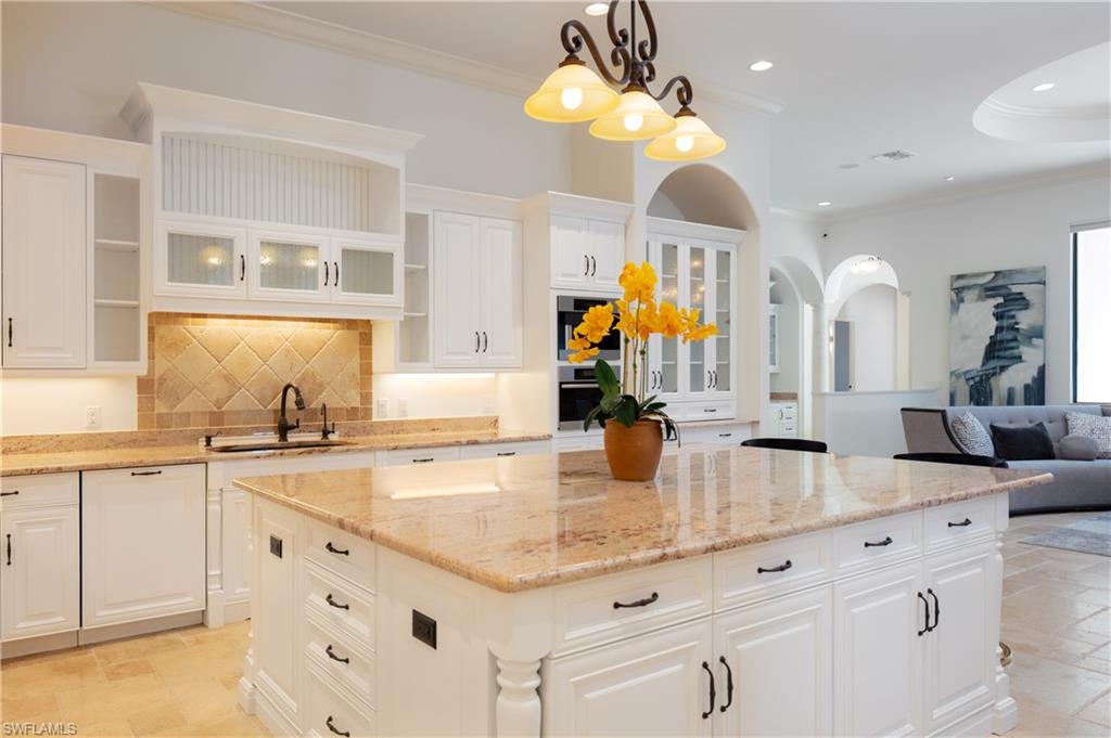 RIVERBROOKE - Residential