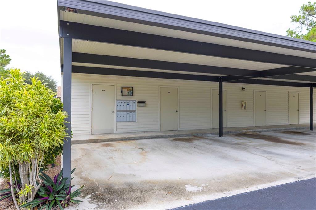 BOCA CIEGA VILLAGE - Residential