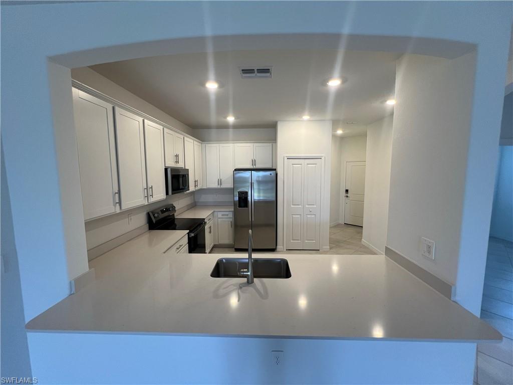 THE GROVES AT ORANGE BLOSSOM RANCH - Residential Lease