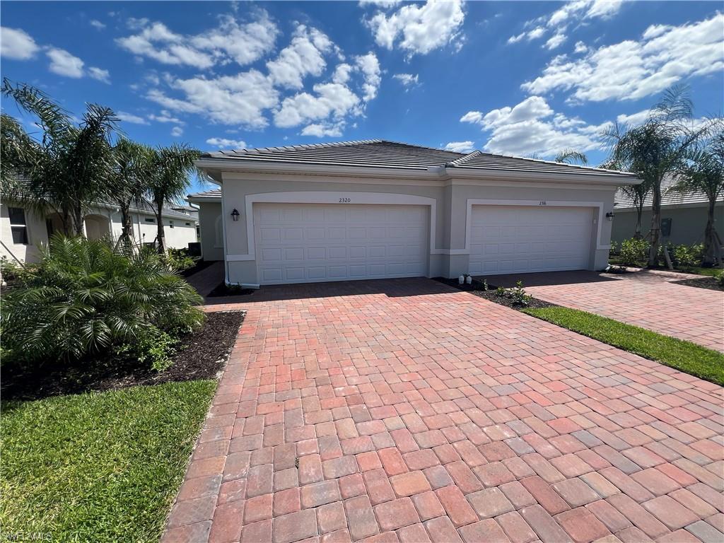 THE GROVES AT ORANGE BLOSSOM RANCH - Residential Lease