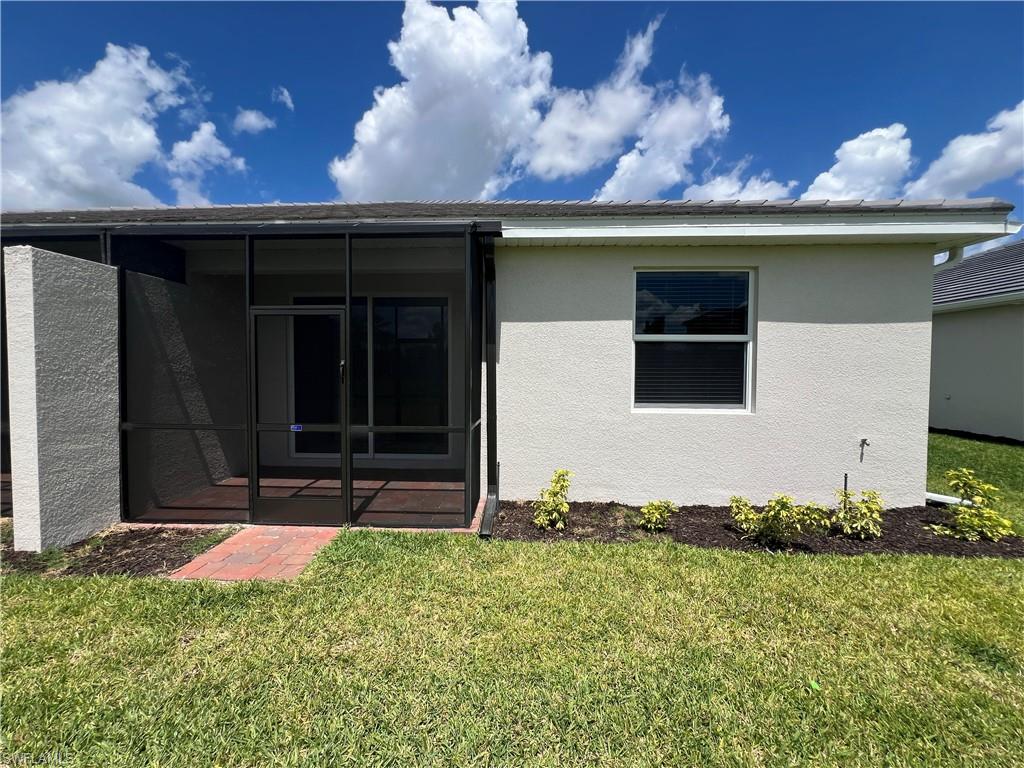 THE GROVES AT ORANGE BLOSSOM RANCH - Residential Lease