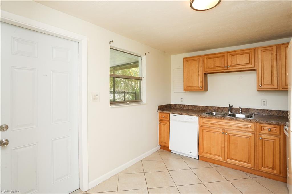 TRAIL ACRES - Residential Lease
