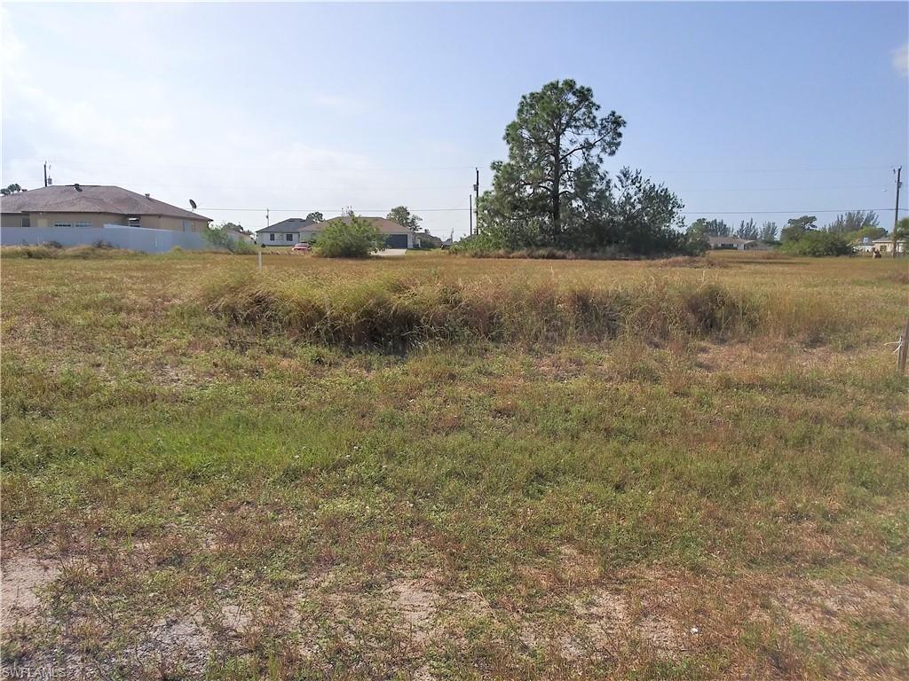 CAPE CORAL - Land